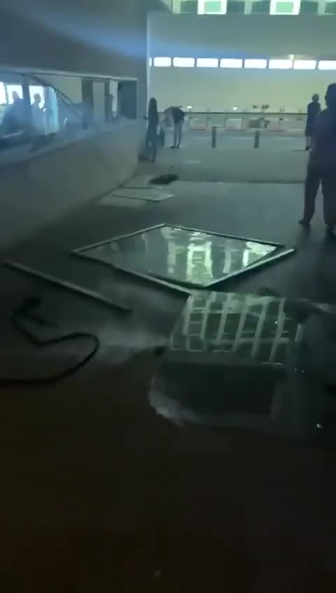 İranın raket hücumu zamanı Təl-Əvivdəki ABŞ səfirliyi zərər gördü