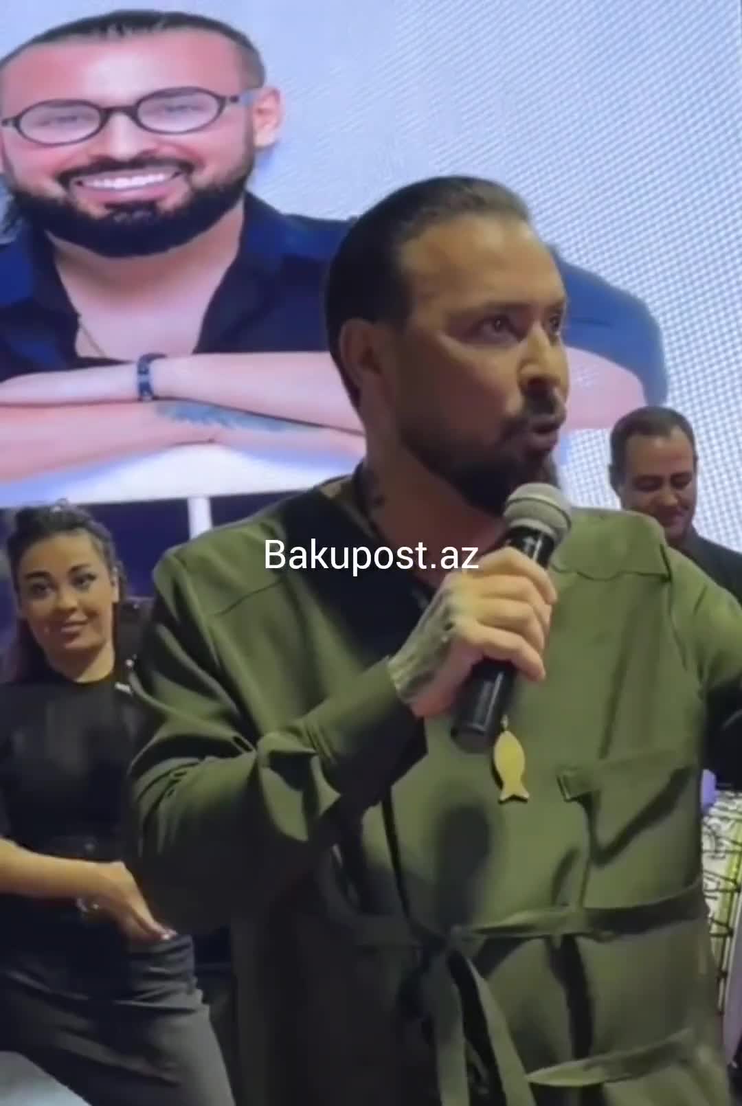 Niyam restoranda uşağını itirən anaya əsəbiləşdi