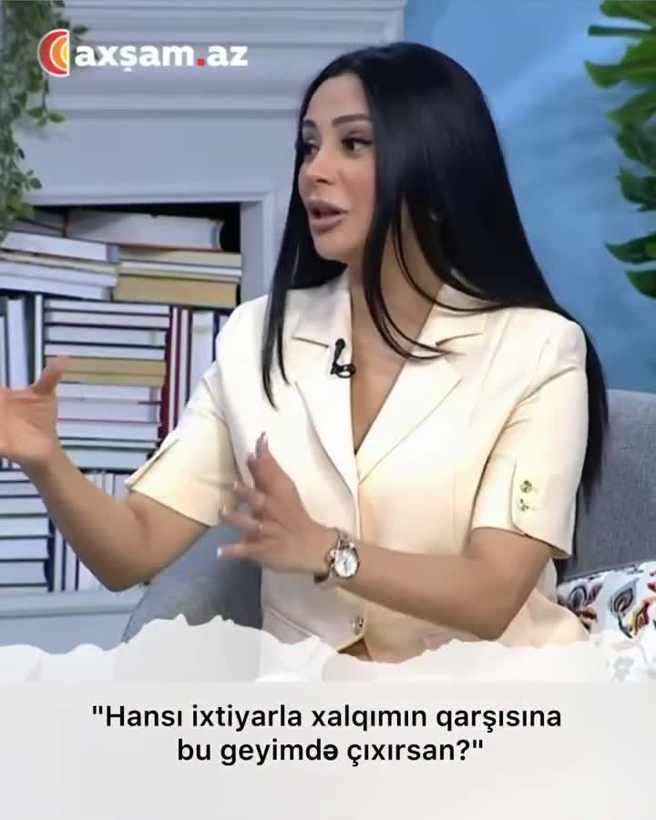 "Hansı ixtiyarla xalqımın qarşısına bu geyimdə çıxırsan?"