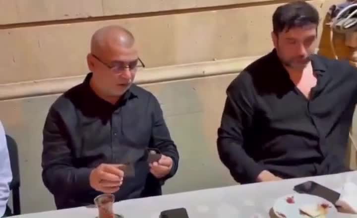 Hacı Surxaydan Rafael Fiziyevə xüsusi hədiyyə