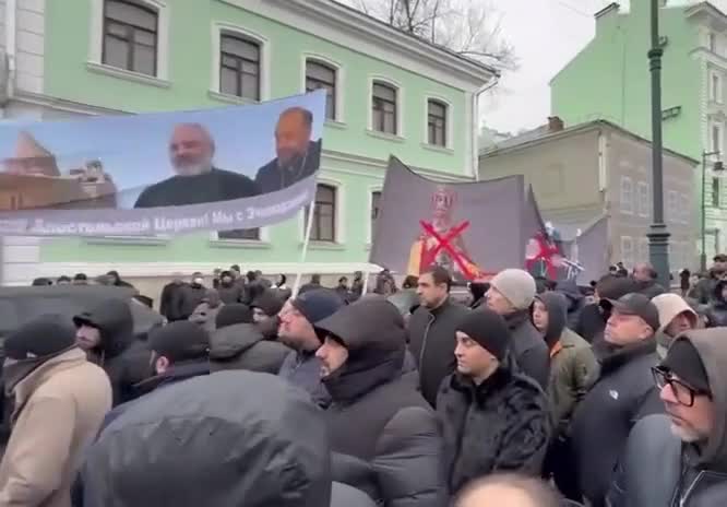 Moskvada Paşiyan əleyhinə aksiya