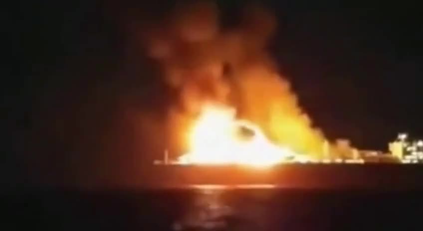 Rus tankerinə dron hücumu