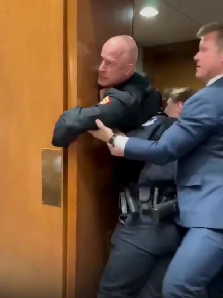 ABŞ Senatında insident