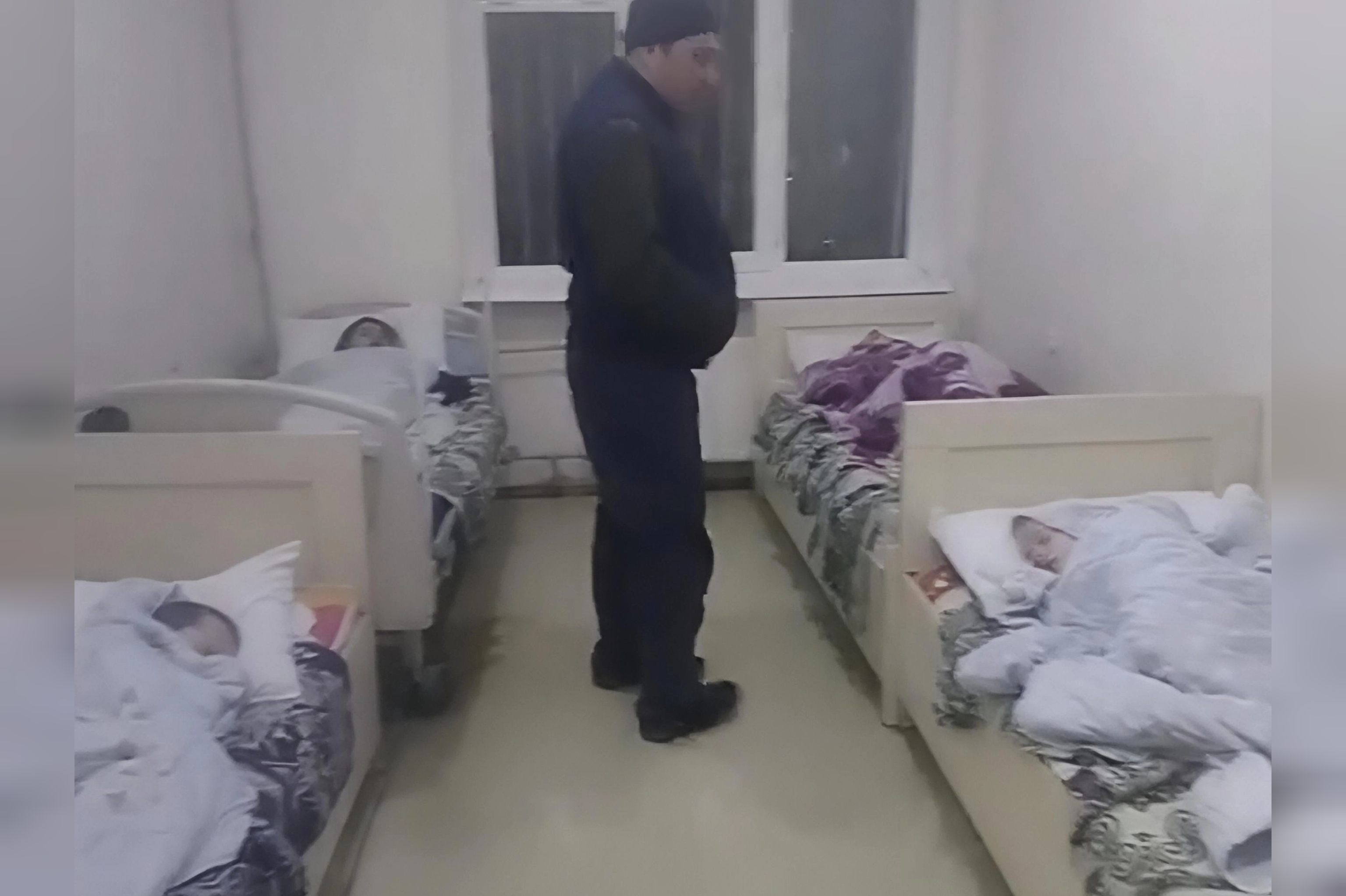 9 uşaq atasının 6 övladı dəm qazından zəhərləndi – DƏHŞƏT