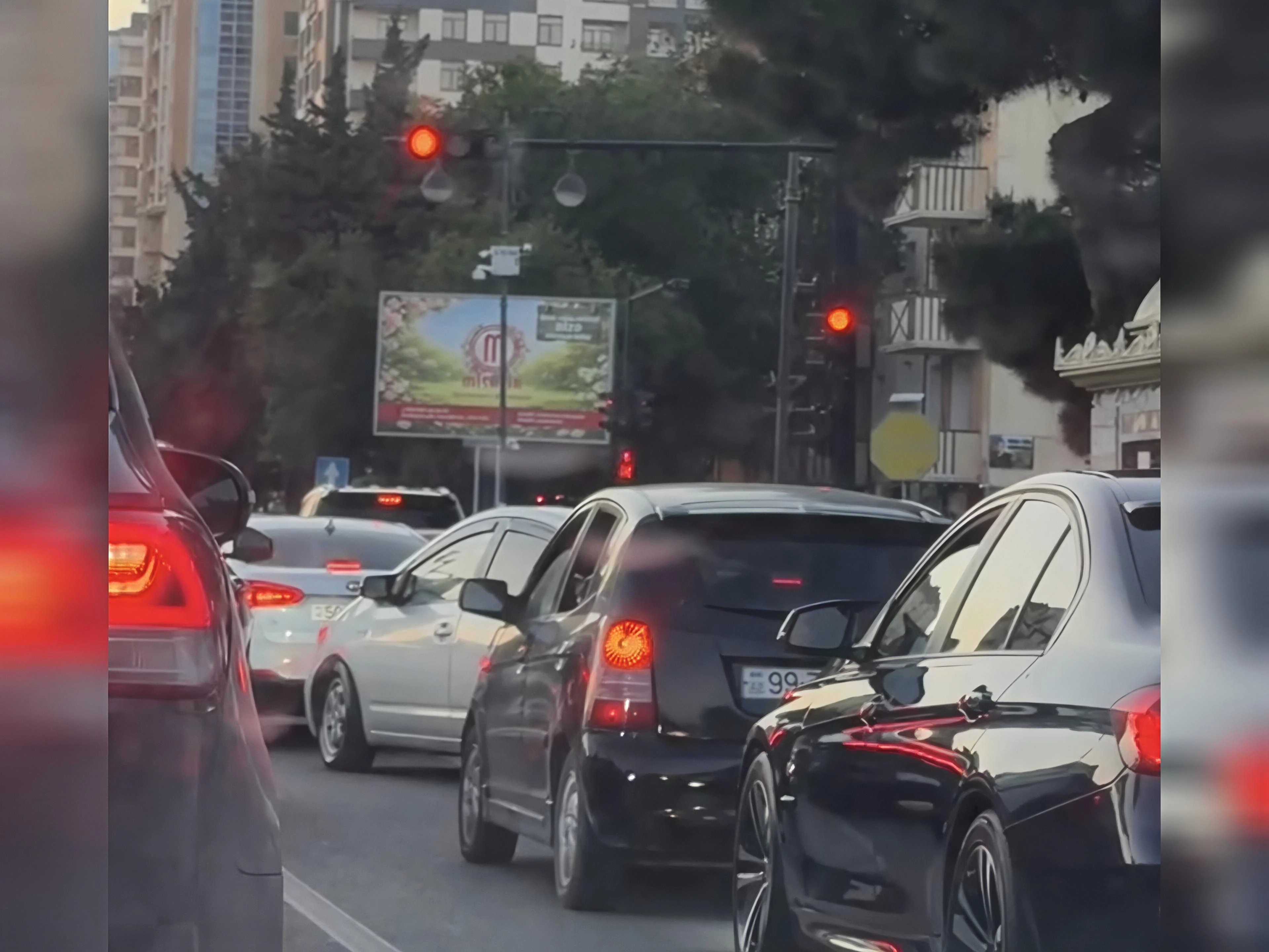 Sumqayıtda işıqforlar dəyişdirilir