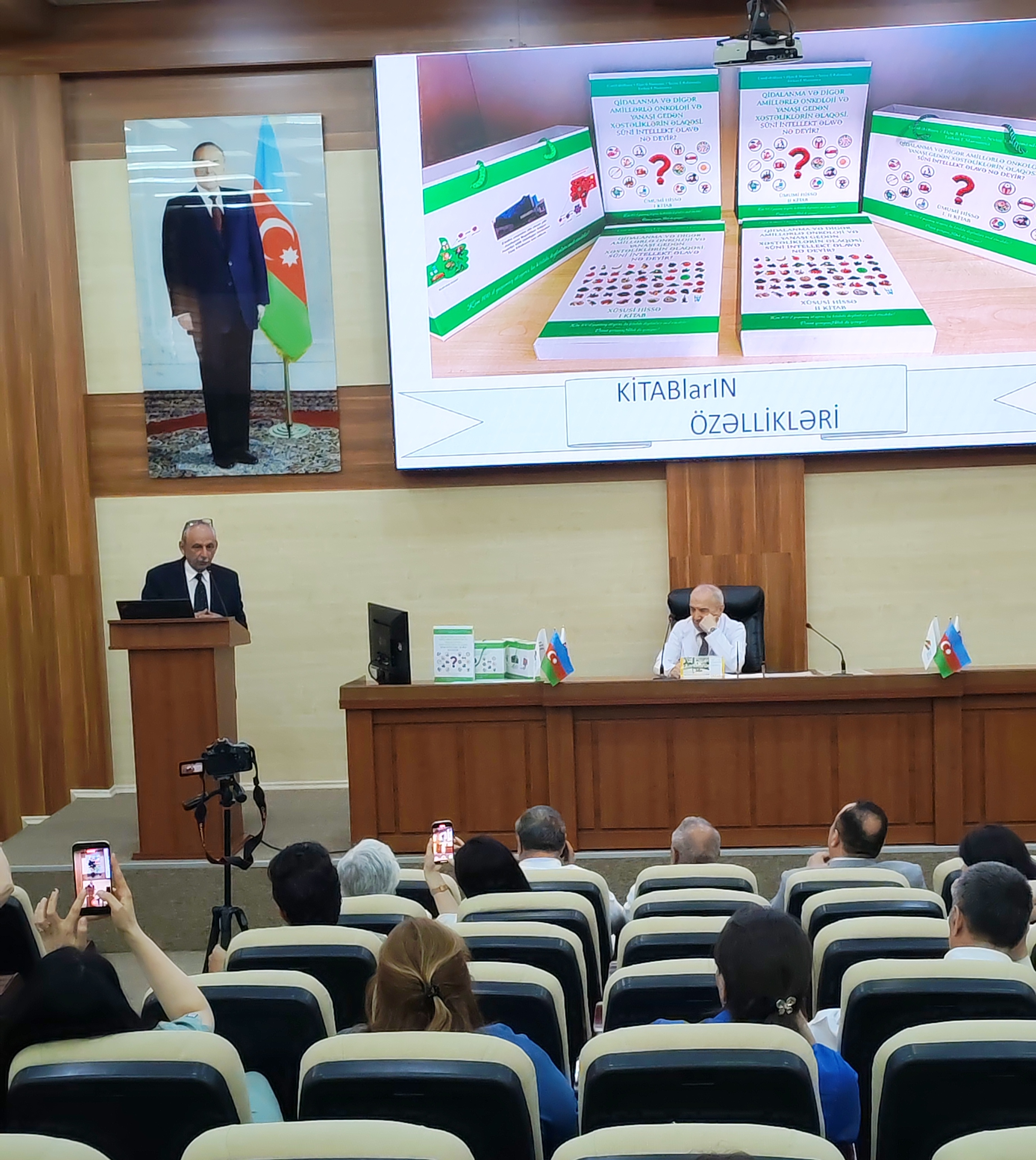Azərbaycanda qidalanma və onkologiya ilə bağlı kitab nəşr olundu
