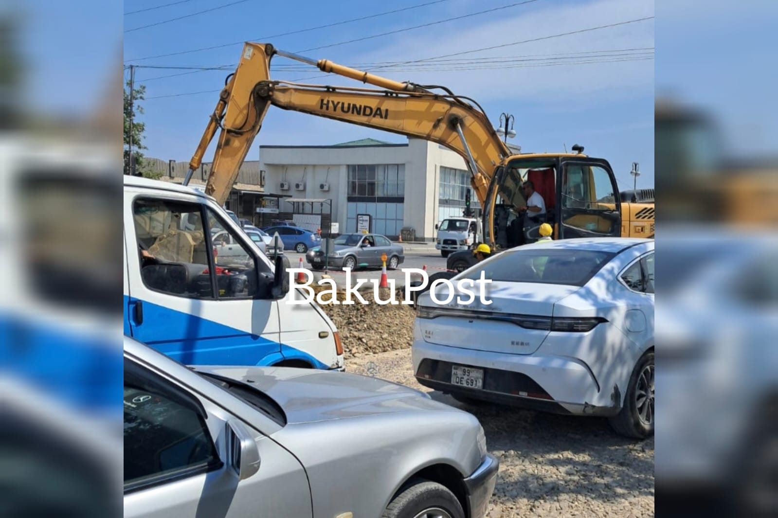 Binəqədinin qara günləri başladı: Kilometrlərlə tıxac yaranıb