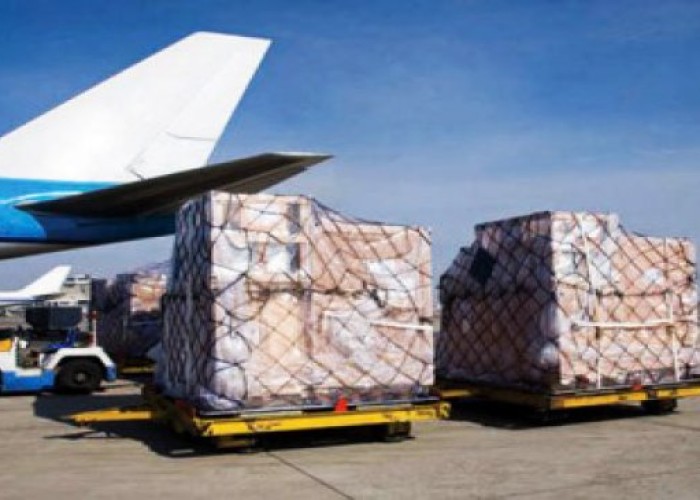 Azərbaycandan ukraynalı qaçqınlara 29 tonluq humanitar yardım