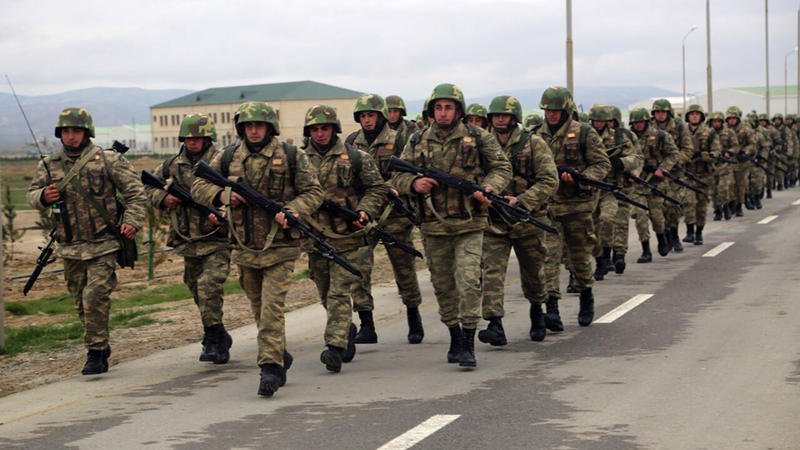 Azərbaycan ordusunda kəşfiyyatçılar arasında yarış keçirilib