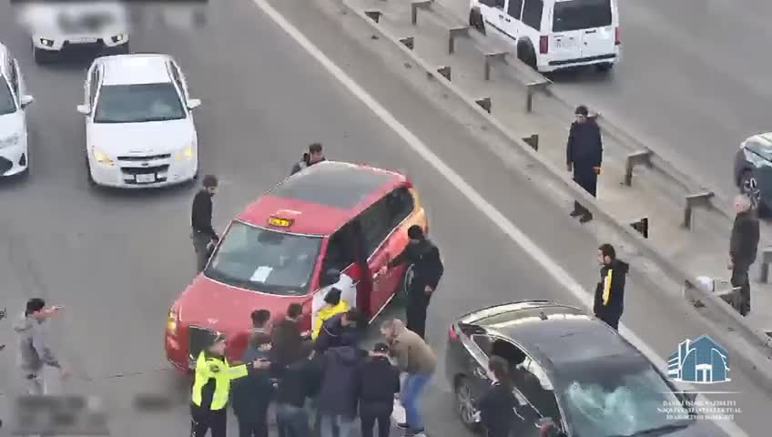 Bakıda dəhşətli qəzanın görüntüləri 