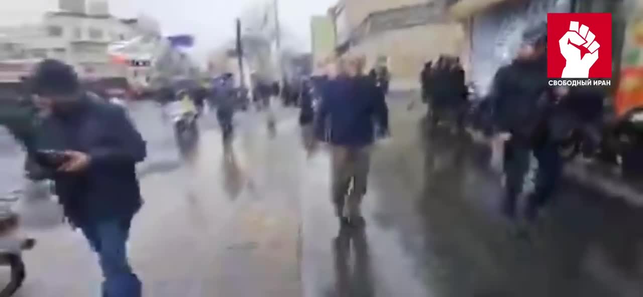 Pezeşkian münaqişədən bəri ilk dəfə ictimaiyyət qarşısına çıxdı 