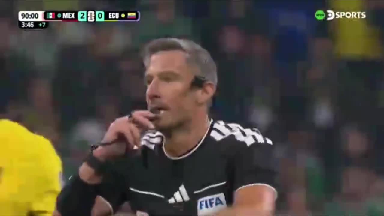 Ağzı örtülü danışıq - Qırmızı kart