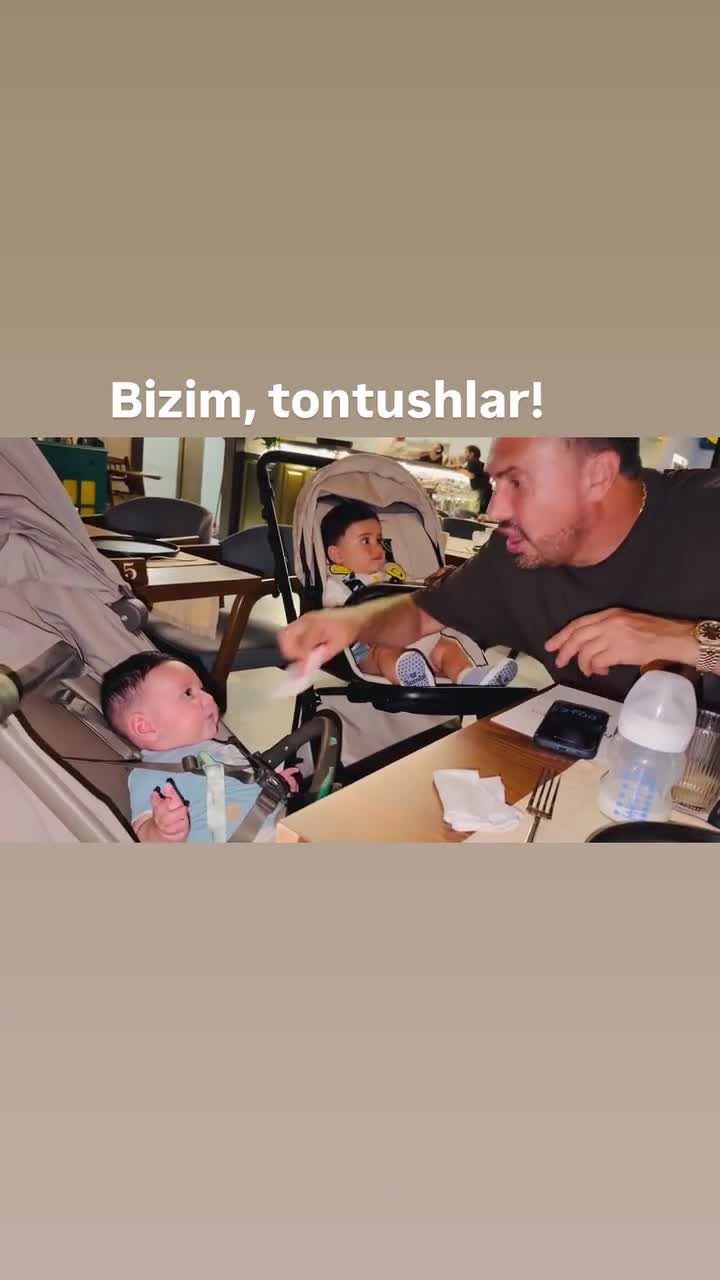 Nadir Qafarzadə nəvələri ilə görüntülərini paylaşdı