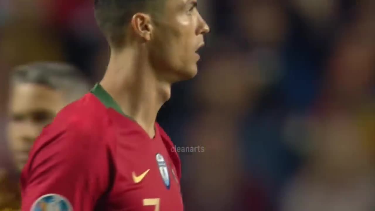 Ronaldonun Ukrayna ilə oyundakı preformansı
