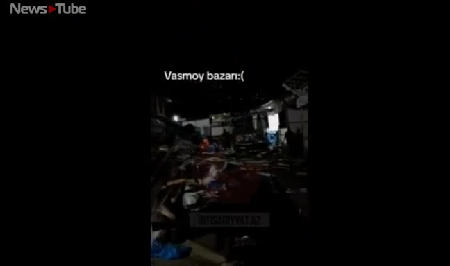 “Vosmoy” bazarında söküntü işləri aparılır