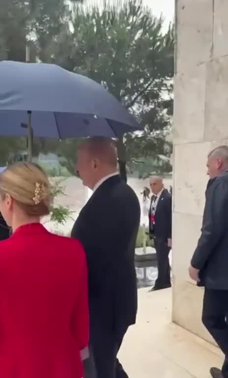 Prezidentdən kübar davranış
