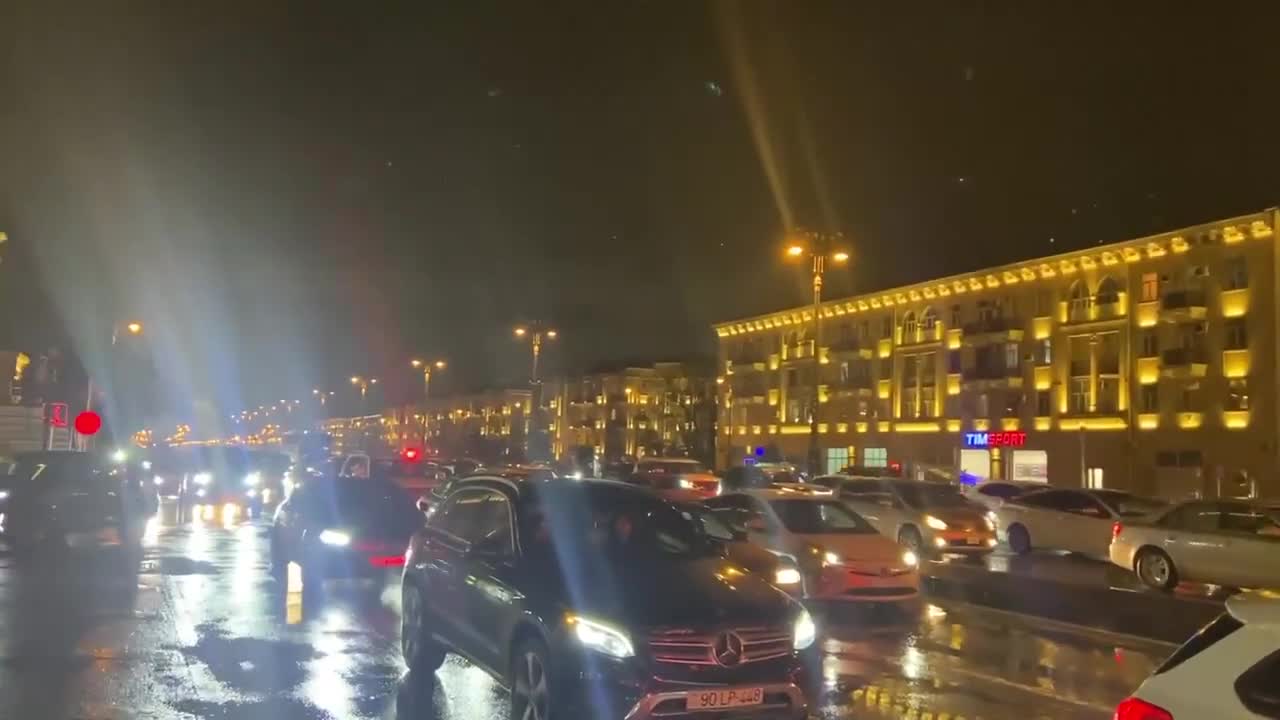 Yağışlı Bakı bu dəqiqələrdə...