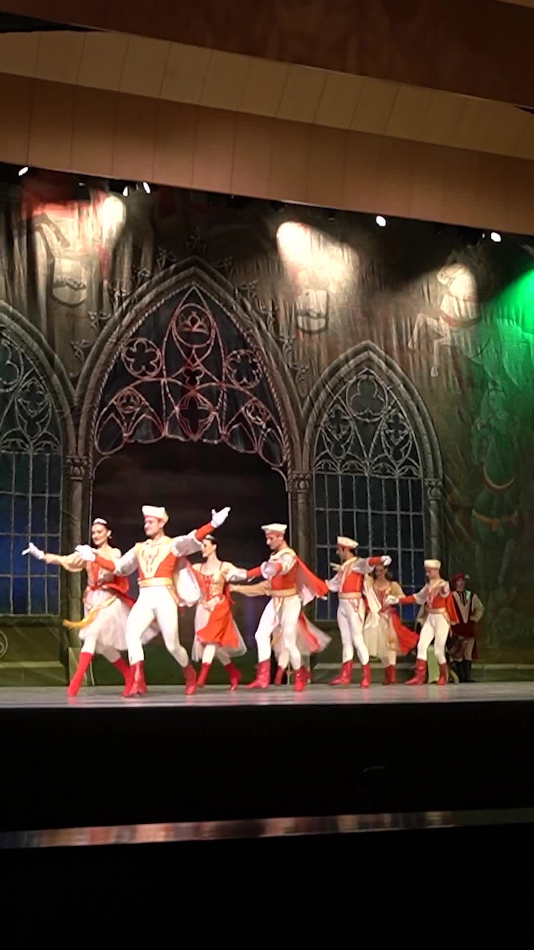 “Qu gölü”ndə hər iki günə bilet tükəndi