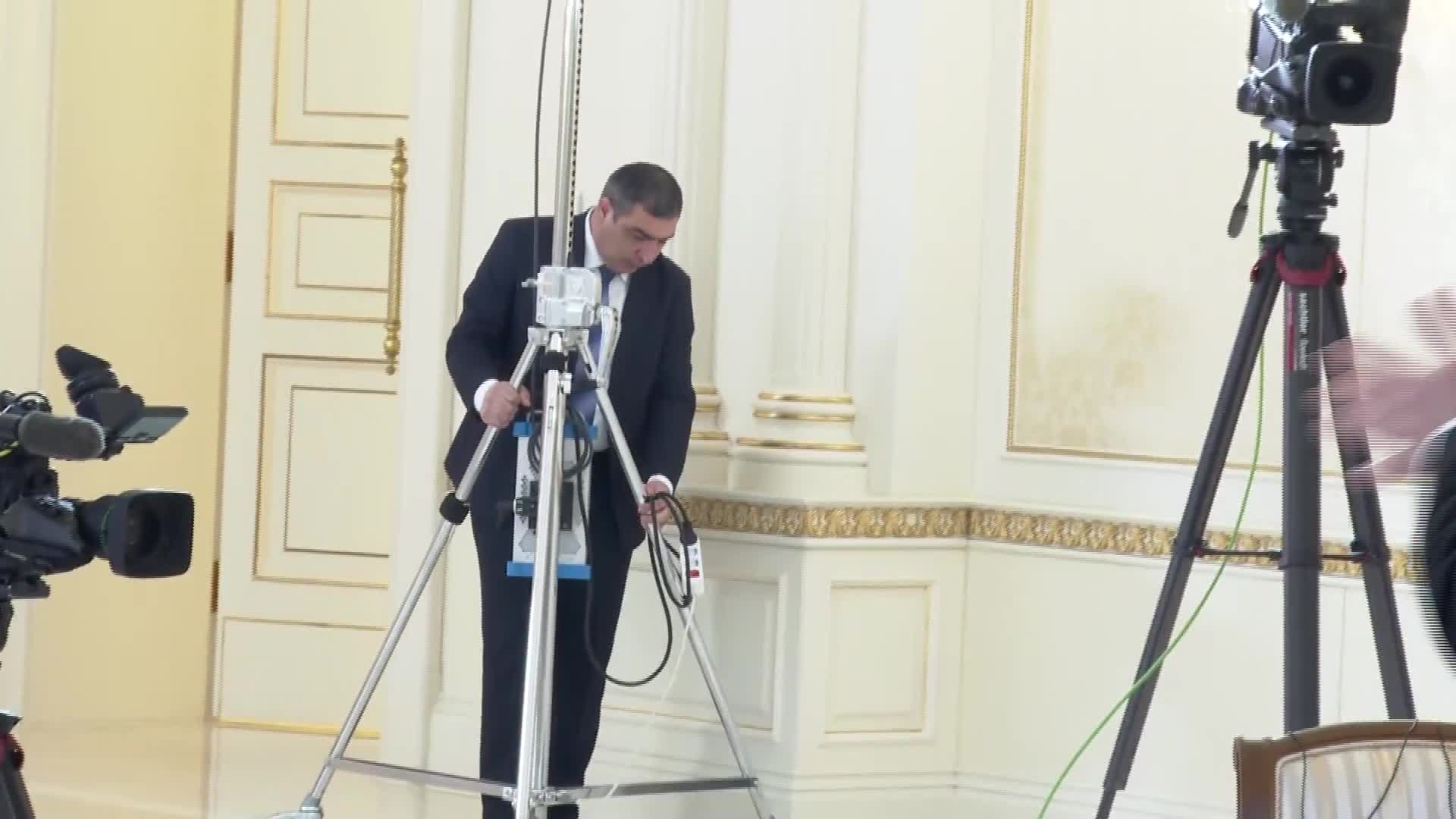 Prezidentin müsahibəsinə belə hazırlaşdılar