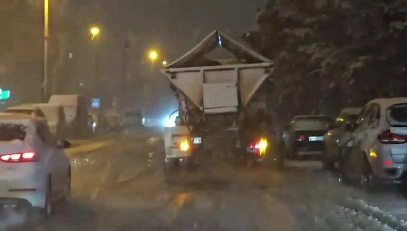 Suraxanıda yollar qardan təmizlənir-2