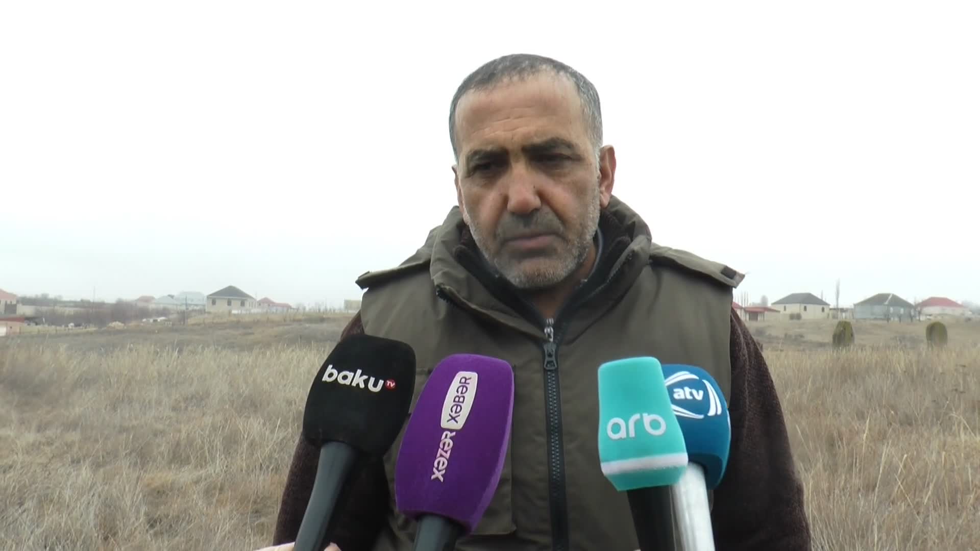 “Bəlkə də ikisi öldürüb atalarını...”