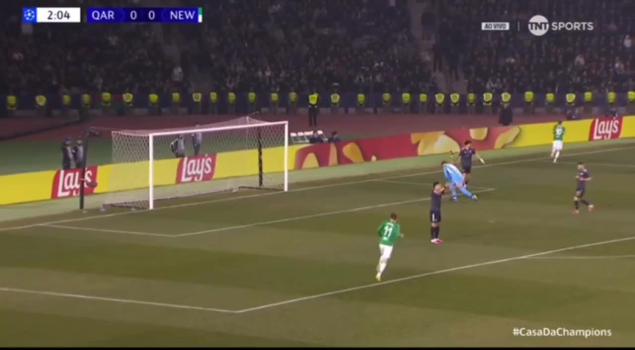 Entoni Qordon 3-cü dəqiqədə hesabı açır