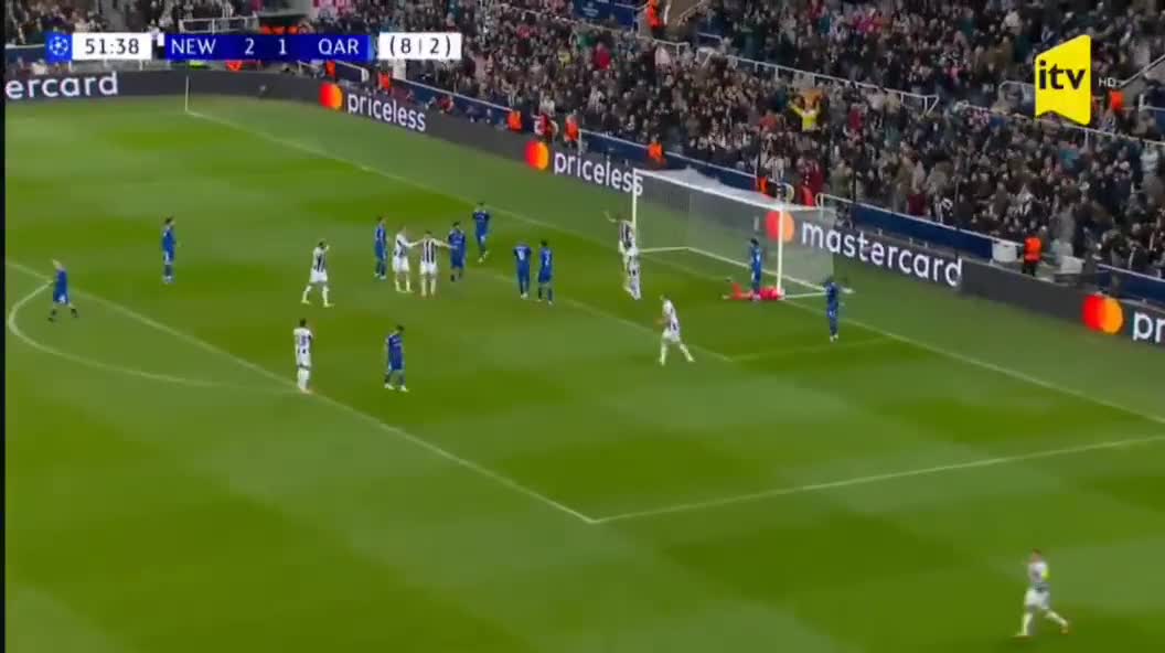 Sem Botman 52-ci dəqiqədə komandasının üçüncü qolunu vurur