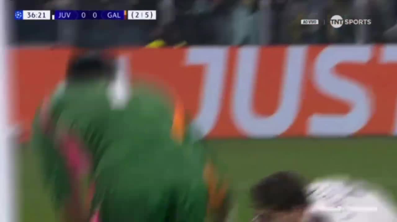 Yuventus”un kapitanı Manuel Lokatelli 37-ci dəqiqədə hesabı açır