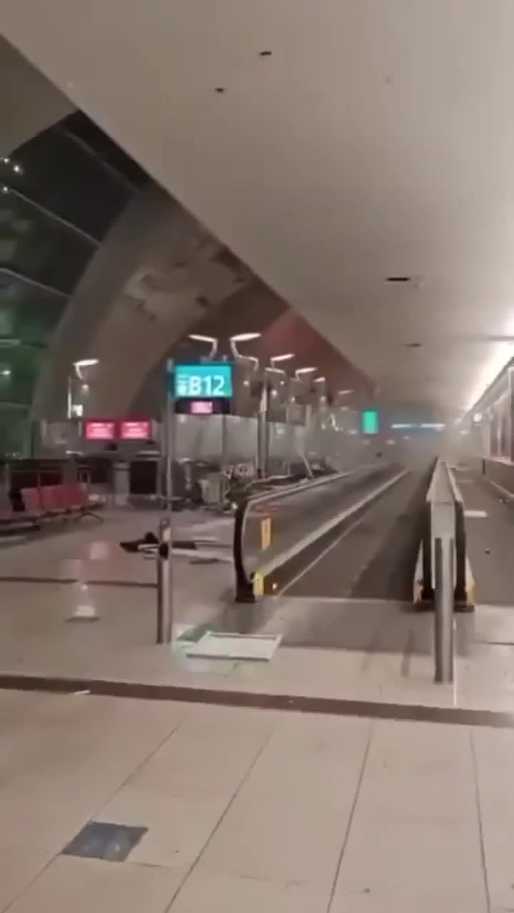 İran Dubay aeroprtunazərbə endirdi