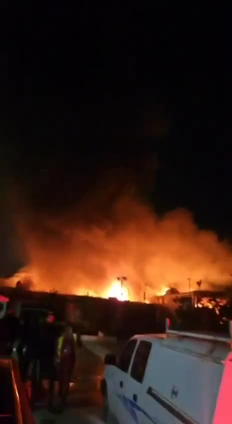 Təl-Əviv alova qərq oldu