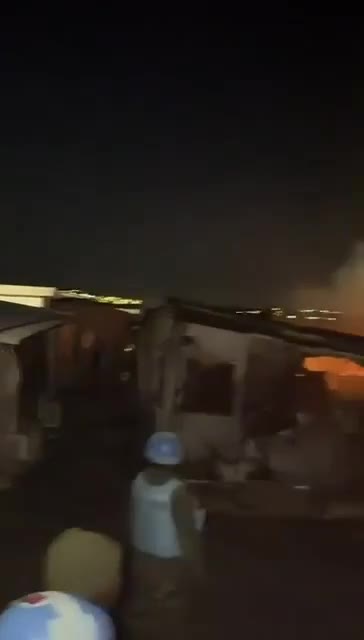 İsrail Livanda BMT sülhməramlılarını vurdu