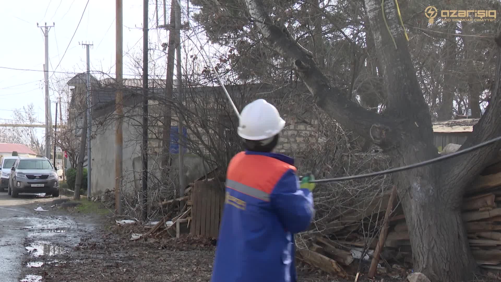 “Azərişıq” Ağcabədi kəndlərində elektrik şəbəkəsini yeniləyir