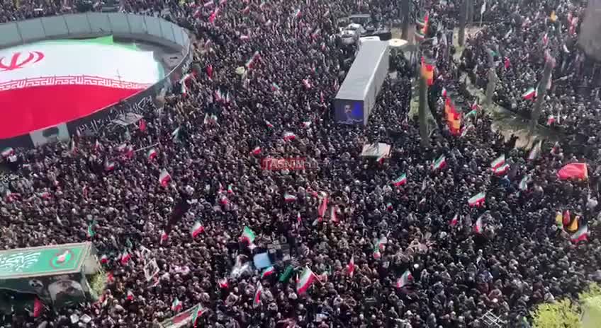 Tehranda müharibədə həlak olanlarla vida mərasimi