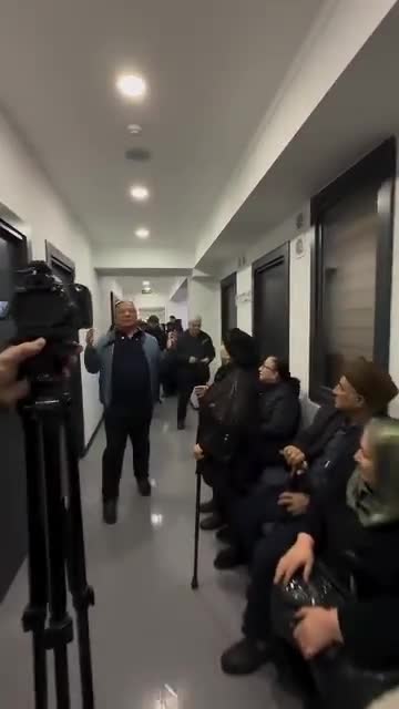 60 manata əl enerjisi ilə 