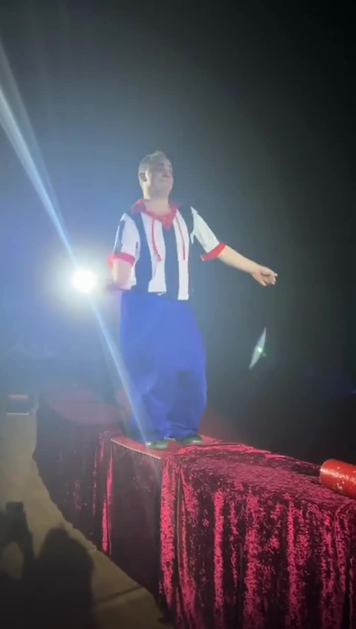 Bakı Dövlət Sirki “Səmaya yüksələnlər” şousunu təqdim edir