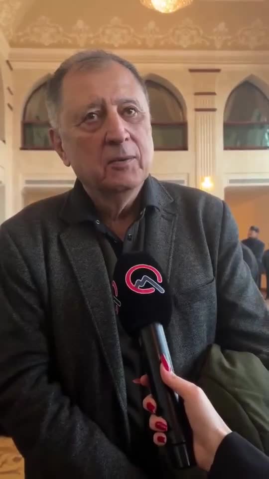 “Ondan gizlətsək də, xəstə olduğunu bilirdi”