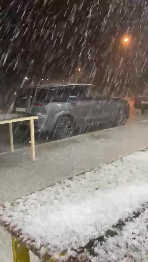 Bakı dəqiqələr içində ağardı