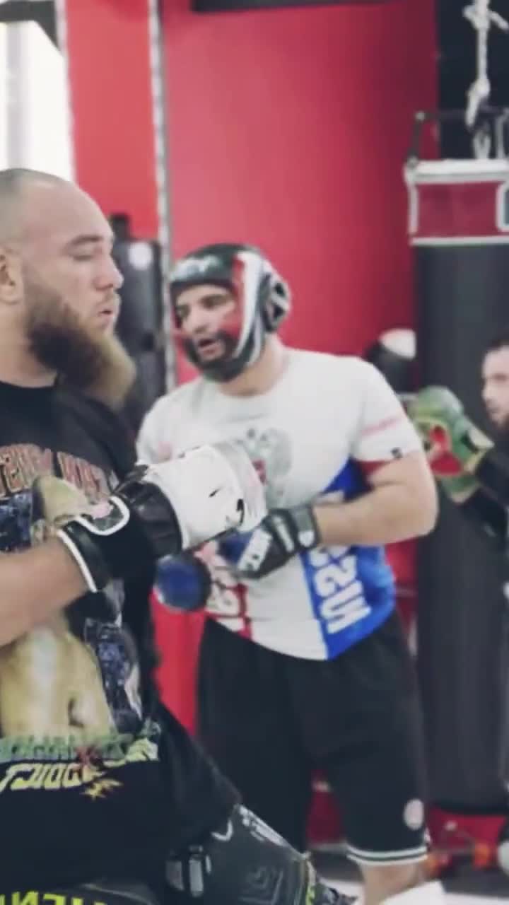 Erməni məşqçi Azərbaycana gəlmək istəyir