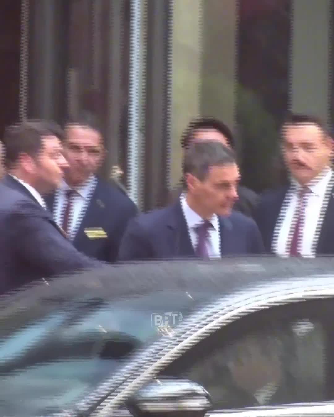 Sançes Ankaranı tərk edib