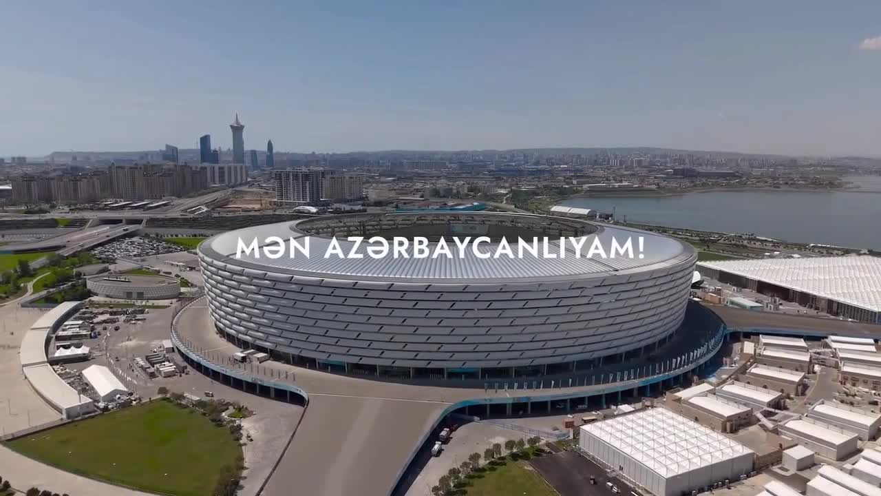 WUF13 könüllülərindən Heydər Əliyevə həsr olunmuş fləşmob
