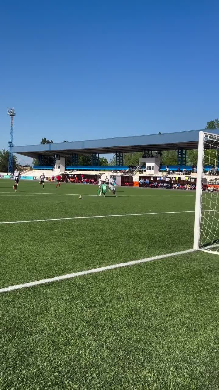 "Neftçi"nin futbolçusundan mükəmməl qol