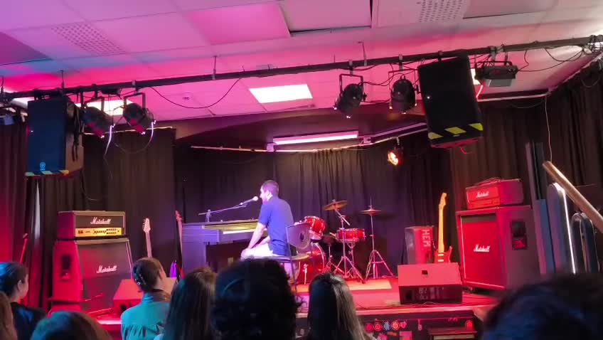 Azərbaycanlı tələbə İsveçdə konsert verdi