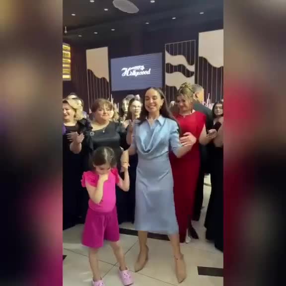 Leyla Əliyeva Bakıda toyda