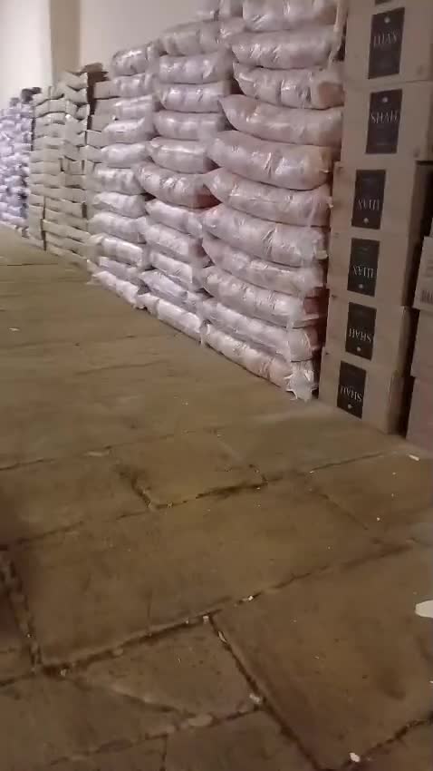“Niaqara” və “Kral” restoranlarından ənənəvi bayram sovqatı