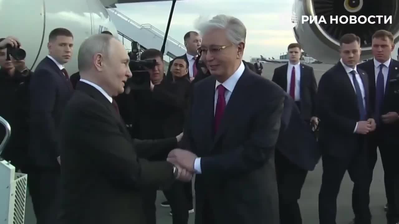 Putin Qazaxıstandadır 