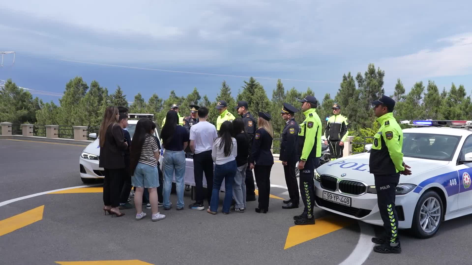 Şəhid övladları “Yol Polisimizlə bir gün” tədbirində