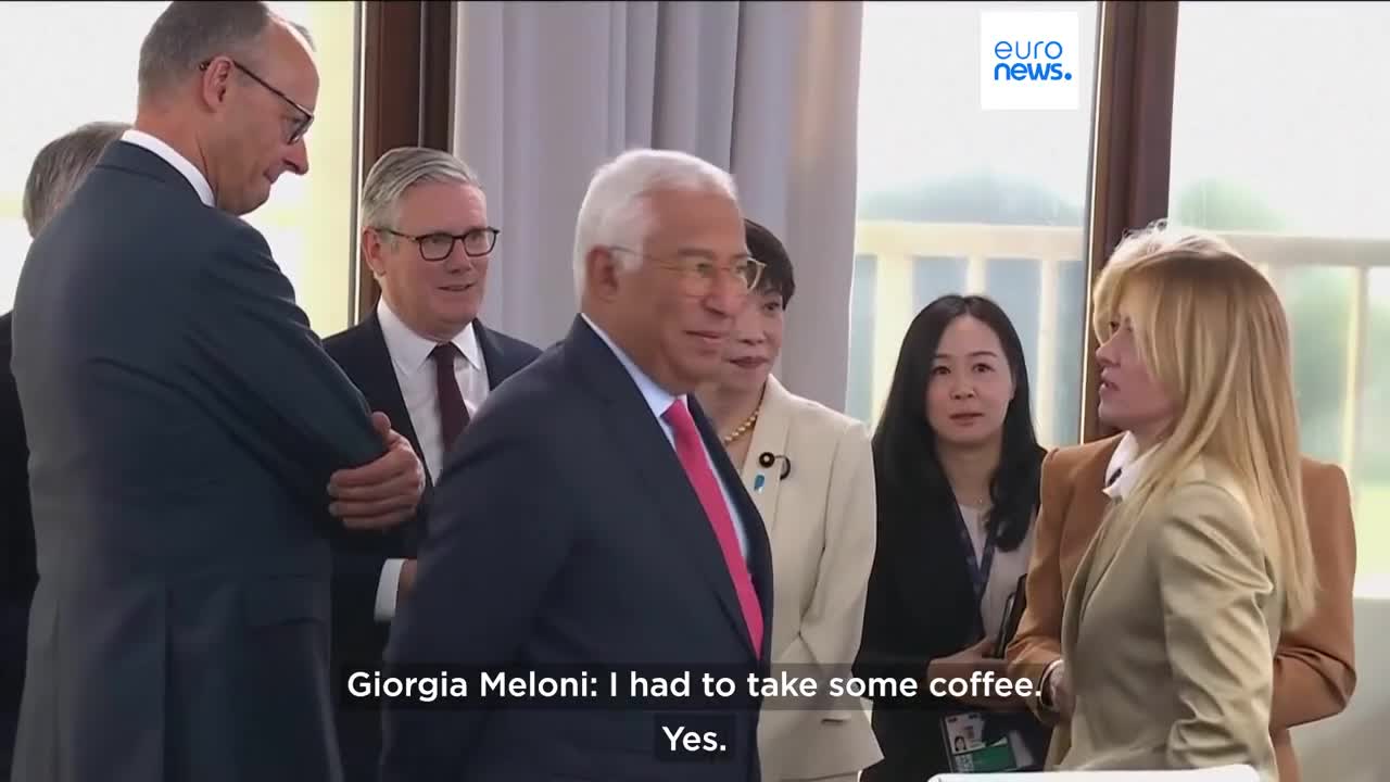 Siqareti atdığını açıqladı