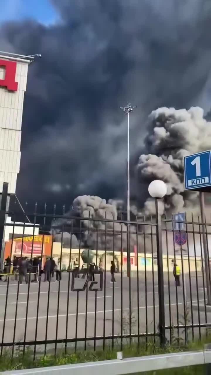 "Sadovod" bazarında yanğın