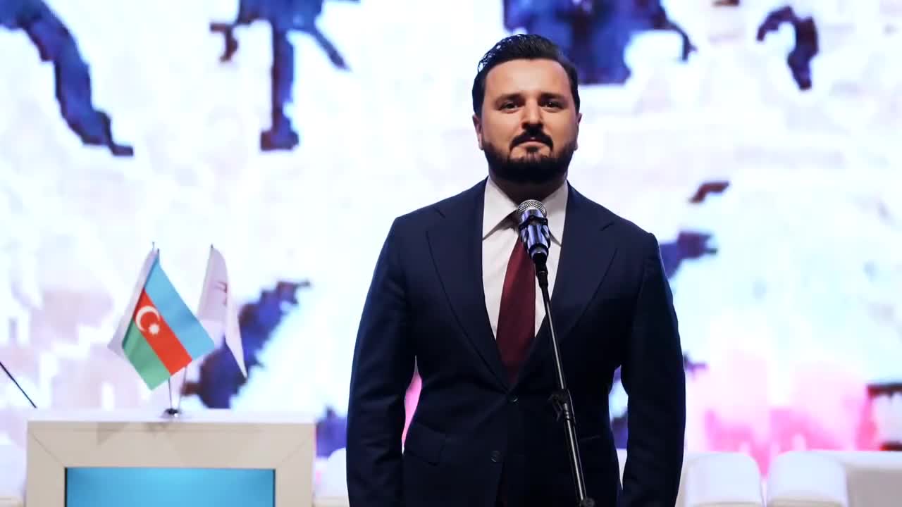 Forumda “Kərkük Oğuz gözəli” ifa olundu