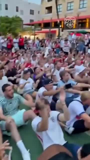 İngilis azarkeşlər qələbəni norveçlilərin tərzində qeyd etdilər